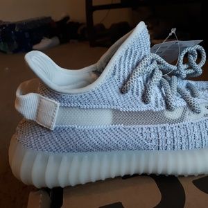 Yeezy boost 350 v2 Reflective